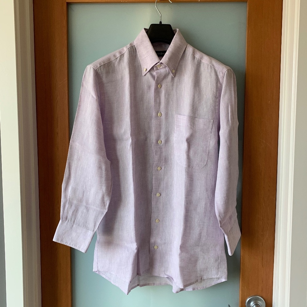 Bullock & Jones lavender linen button down shirt